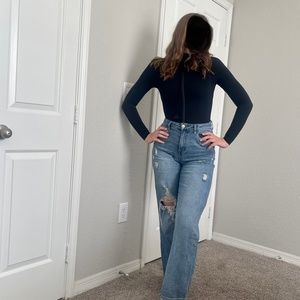 Lululemon bodysuit black size 8